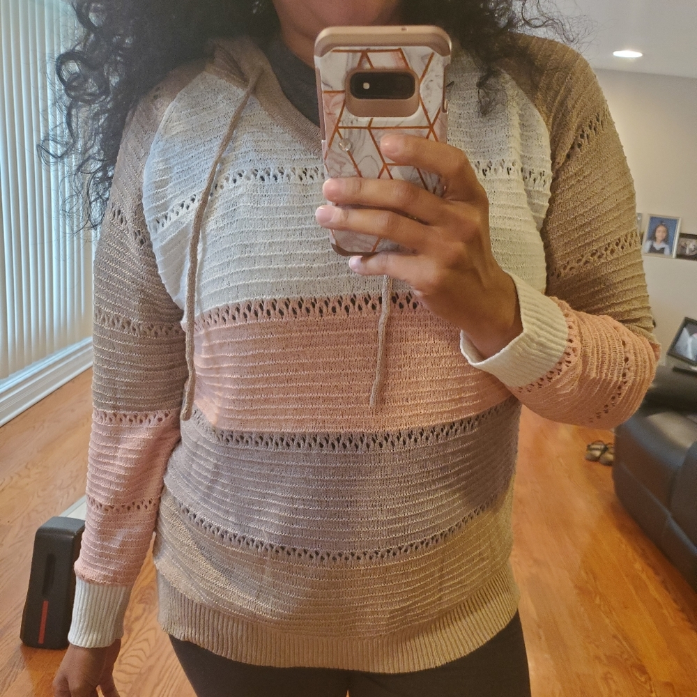 Sweet Embrace Hoodie XL - Picture 2 of 3